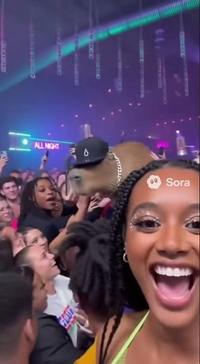 Drippy Capybara crowd Surfing!