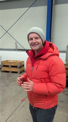 Colleague KUKA: Our robot is now building grill parts 🤝🤖