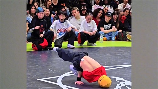 2026世界街舞总决赛中，13岁中国男孩李勇秋夺得少儿组冠军！