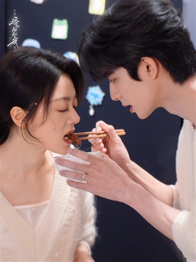 iQIYI 爱奇艺 on Instagram: "Look, the seed of happiness is sprouting.🌱Stay tuned for Shine on Me!🥰 (Territories Apply) Credit: Shine on Me Official Douyin Account #shineonme #iqiyi #songweilong #zhaojinmai (Listed in alphabetical order) #cdrama #mustwatch #爱奇艺 #陆剧 #骄阳似我 #宋威龙 #赵今麦（按姓氏首字母排序）"