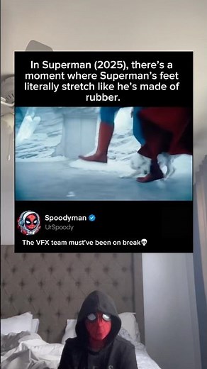 In Superman (2025), there's a moment where Superman's feet literally stretch #dc #superman