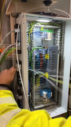 386K views · 535 reactions | Our KNIPEX NexStrip® (12 72 190) is the...