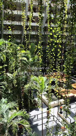 Noviembre nos regala sus mejores vistas… y nosotros te esperamos para disfrutarlas juntos. 🌴💫 Playas, atardeceres y momentos que solo aquí se viven así. 🎥 #ThePyramidCancun #CancunResort #LuxuryVacation | The Pyramid Cancun