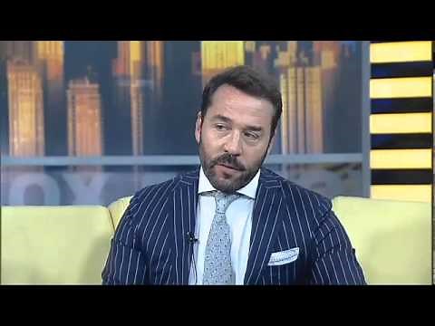 Jeremy Piven as Ari Gold, author of 'The Gold Standard'