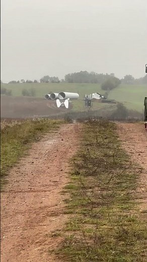 A used wind turbine is on its way to its new owner. #veter #windmill