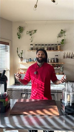 Virtual Raw Vegan Cooking Class live from our kitchen! 👨🏾‍🍳🌱 sign up at www.chakrachow.com