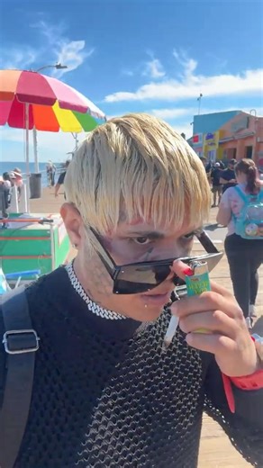 $corpion is live! & gets mad at some hobo tryna get away with ruining the day #freeyungscxrpion69