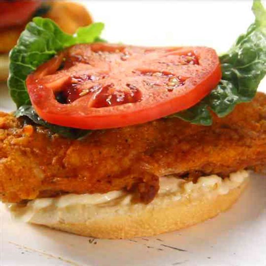 Air Fryer Wendy’s Spicy Chicken Sandwich