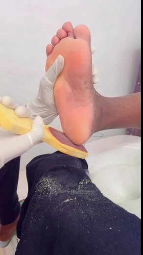 Urban nail & eyelash &wax & makeup