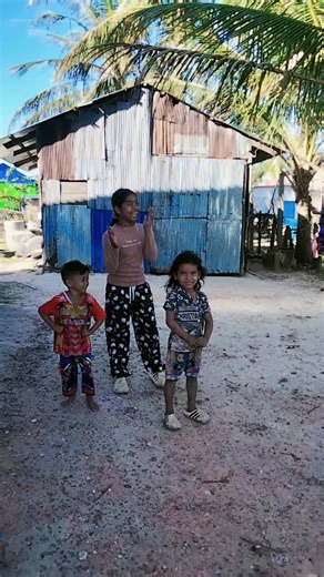 វីដេអូ​របស់ Go Sas (@go.sas3) ជាមួយ original sound - Don't Thai To Me - DJ ViiZer