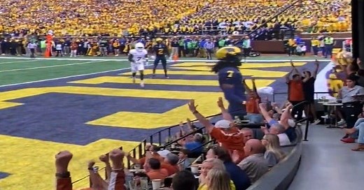 WATCH: This new bar in Dallas makes you feel like you're at the game and it looks amazing