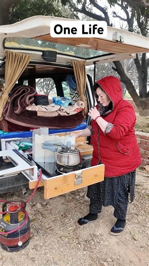 We Cooking on road side in our sleeping van at varanshi