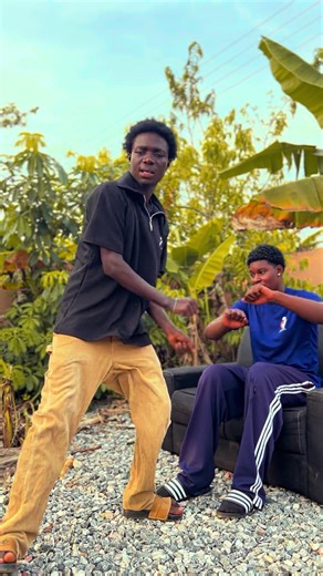 Help me get 100 reposts… let’s run it up! @Her Excellency Nana A. McBrown @Kwame_gee official @Mirakilouz Beatz