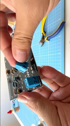 Have you heard of terminal blocks? #terminalblock #electronic #pcb