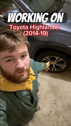 Replacing Toyota Highlander Brakes (Easy)!