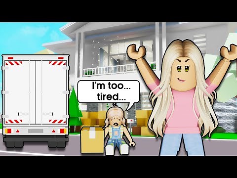 Moving My LITTLE SISTER Into Brookhaven.. (Roblox)