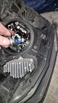 ford transit custom headlamp bulb 💡 replacement mk7 to 8 2014 to 2022.