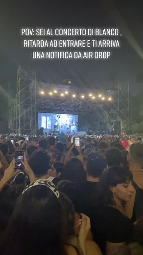 😂😂😂😂 #blanco #concerto #catania #villabellini #airdrop #perte