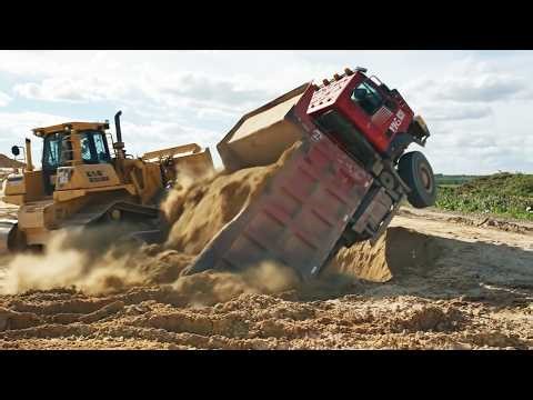 Disaster Strikes 😱 Bulldozer & Dump Truck Gone Wrong, Nobody Expected This Disaster Recovery