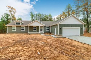 🏡 Who says modular homes can't have curb appeal!? 🏡 | Champion Homes