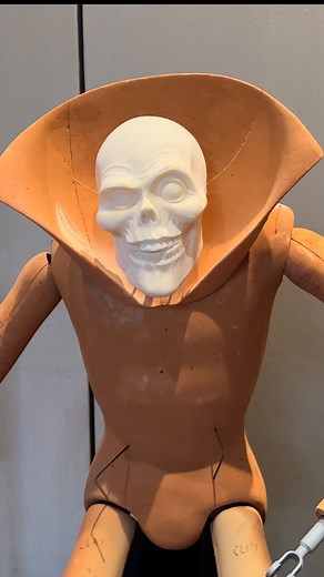 🌟 Step into a world of magic and innovation! ✨ Here is a sneak peek at the “60 Years of Disney’s Audio-Animatronics® Technology Exhibit” from the Walt Disney Archives at Destination D23, which opens tomorrow! 🎉 ⠀ This exhibit, created exclusively for this event, takes us on a dive deep into the enchanting history of Audio-Animatronics technology, brought to you by the Walt Disney Archives and Walt Disney Imagineering. 📜🔧 ⠀ This is a tribute to Walt Disney’s earliest inspirations and how they