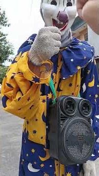 Ada Badut Ciledug Ngamen.kasih uang Selesai Tos sama Gaes topeng Badutya Kasian 🤡💵 #badutngamen