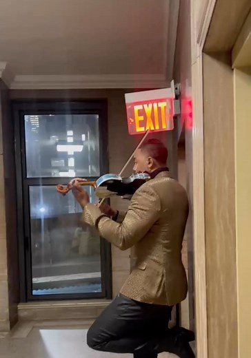 511 reactions · 28 comments | Enveloped in the allure  | Damien Escobar | Facebook