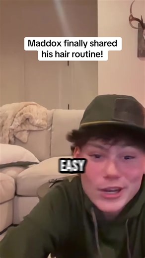 Maddox shared his hair routine on his latest live stream! 😁 #Maddoxbatson #singersoftiktok #hair