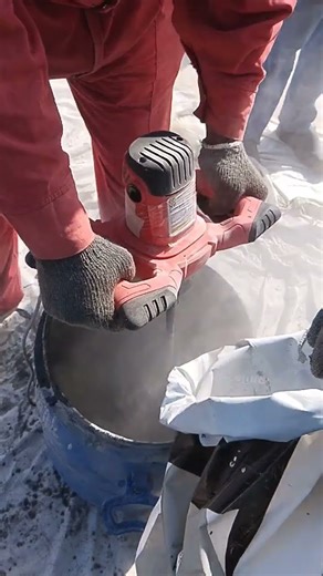 🏗️ Epoxy Grouting for Machine Base Plates (Technical Application Full Guide)