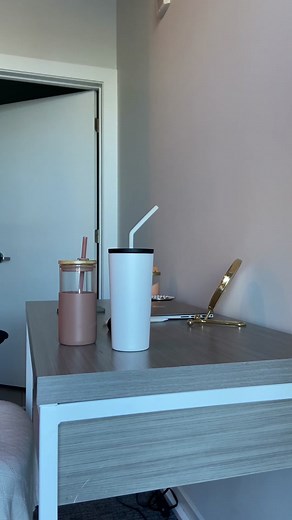 Room Upgrade: DIY Contact Paper Desk Makeover