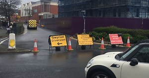 Live: Gridlock in Llandudno as fears over safety of building shuts road