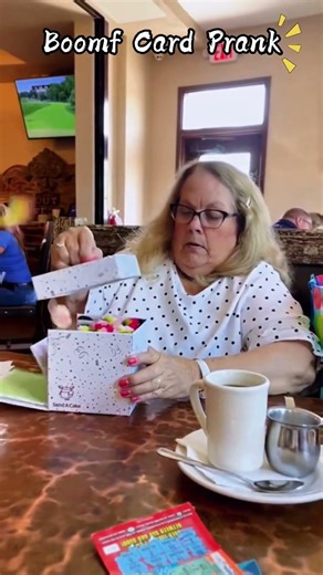 Boomf card pranks #usa🇺🇸 #prank #funny #boomffs