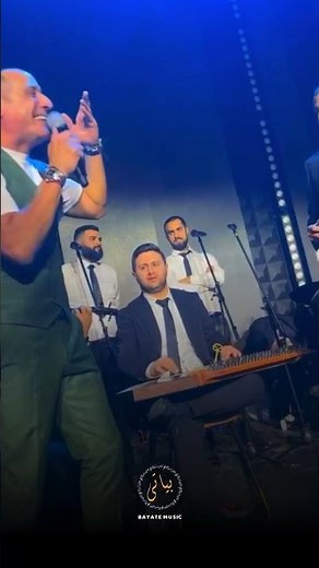 شاهد ما حدث عند حضور زهير فرنسيس وعلاء عكر على خشبة المسرح سويًا❤️