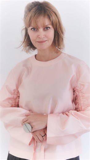 ⭐️ #MainExhibition: Curator Michaela Kádnerová is behind this year’s main Designblok exhibition Courage: Women in Architecture, Design, and Applied Arts. She has brought together outstanding female creators from various fields. What unites them is not their gender, but a powerful inner energy that enables them to overcome obstacles, create freely, and inspire others with the courage to express themselves. The exhibition will be on view at @upm_prague from 8 October to 2 November 2025. Many thank