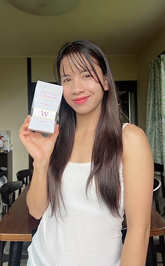 Get whiter & younger-looking skin with the synergy of Japan’s 3 best ingredients- collagen, placenta protein, and L-Cystine combined inside each sachet of Mosbeau Placenta Collagen Jelly *provides intense whitening, anti-aging & skin cell renewal *comes in ready to eat,jelly sticks perfect for women on the go *low calorie and low sugar with a delicious mango flavor #mosbeauletshavefuninthesunjp | Rose Okouchi
