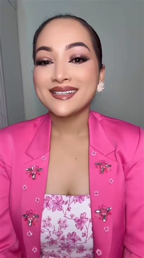 91 reactions · 3 comments | 8 days drag proof bridal makeup class starting from Kartik 16 !!!! Book your seat now #saabeauty #makeupartist #saabeautystudio #reels #bridalmakeupartist #ktm #support #dragproofmakeup | Saa the Beauty Studio and Unisex Salon | Facebook