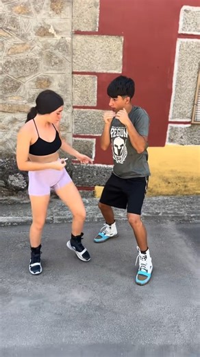 Aprende Boxeo Desde Cero 🥊 | 🥊 Ve al enlace de mi perfil 👇 y accede a nuestro curso de boxeo para principiantes 💪 empieza desde cero #boxeodesdecero #entrenamientofit... | Instagram