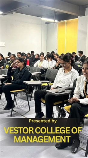 📹 Highlights from TechPreneur Battle 2025! A glimpse into how our students transformed the TechPreneur stage into a space of innovation, analysis, and real-world problem-solving. Using tools like Python, Pandas, NumPy, Excel, Matplotlib, and Seaborn, participants worked on a real Airbnb dataset, uncovering patterns, trends, and insights that reflect true analytical thinking. 📊💡 From cleaning raw data to visualizing meaningful outcomes, our students demonstrated confidence, teamwork, and the t