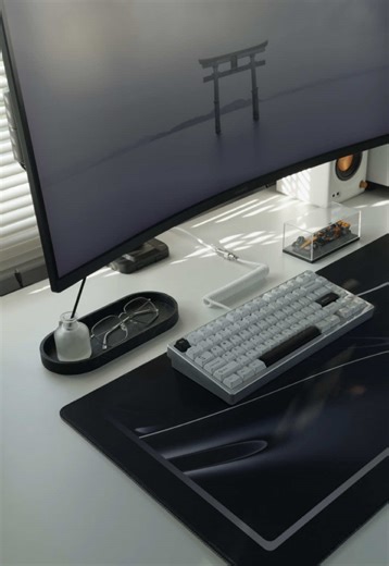 Old Mousepad Aesthetic for Tech Enthusiasts