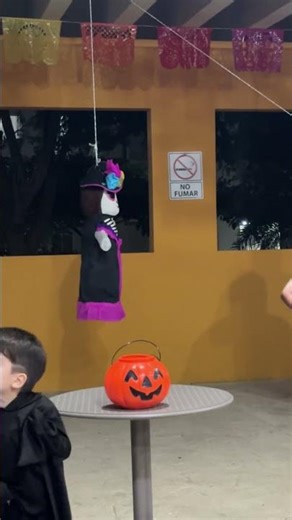 Halloween Pinata #halloweeninmexico #halloween2025