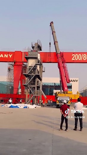 Mobile Crane Operations: Mastering the Basics