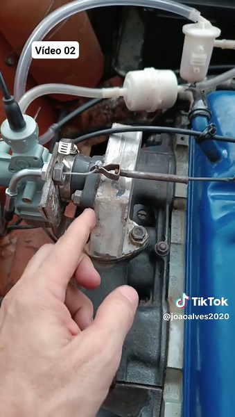 Como instalar o carburador de MOTO em seu carro - vídeo 02