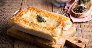 Bosanska pita od 5 savršenih sastojaka: Recept koji osvaja na prvi zalogaj