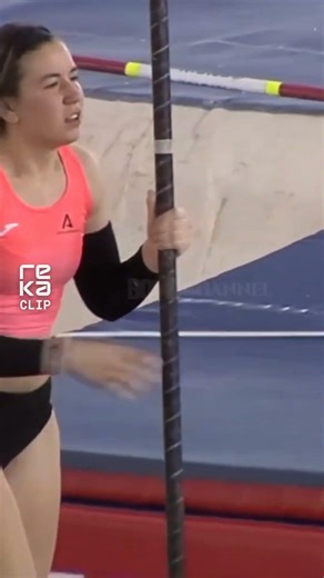 Gemma Tamaret: Mastering the Pole Vault (Highlights)
