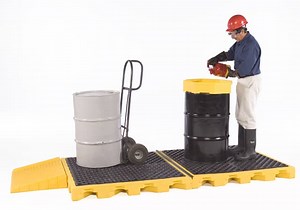 Ultra-Spill Deck® - Standard Model - SpillContainment.com