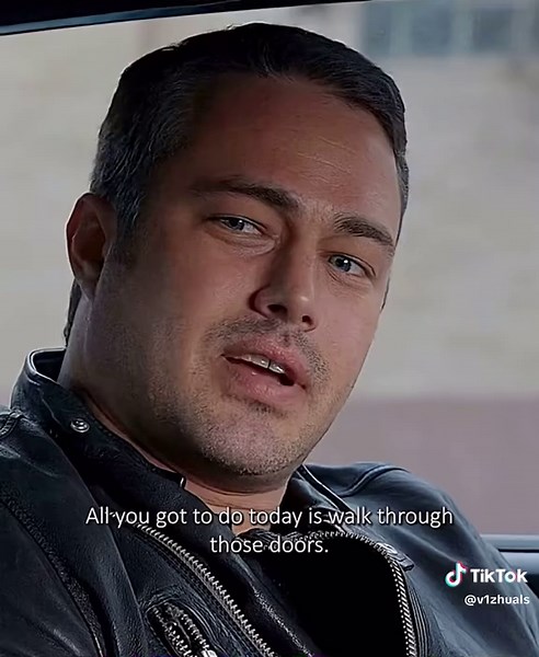 Chicago Firefighters Highlight Reel - Must Watch Clips