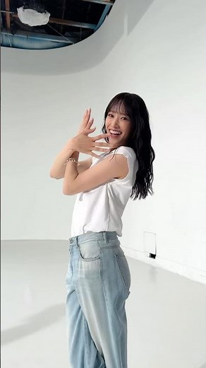 日向坂46 12thシングル「#絶対的第六感」 #佐々木久美 のミュージックビデオダンスVer.を公開しちゃいます🦒🩵 #日向坂46_絶対的第六感 #日向坂46