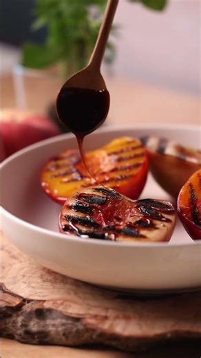 Grilled Peaches with Ricotta and Balsamic