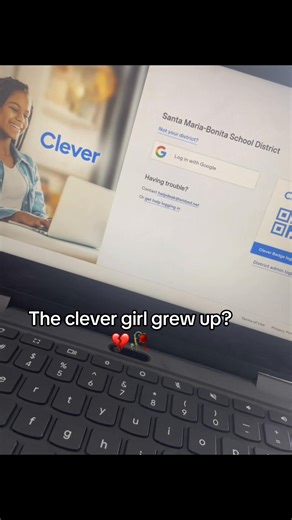 Real og know the girl in the clever login screen See translation #school #cumputer #clevergirl #primaryschool