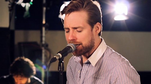 The Kaiser Chiefs perform Coming Home – live session video